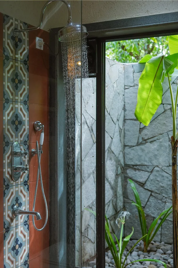 outdoor open bath vibes